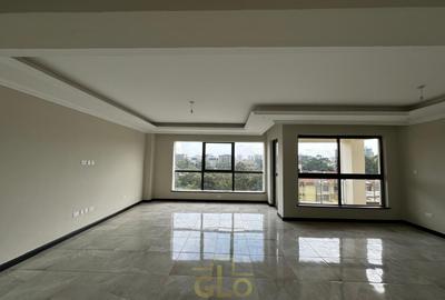 4 Bed Apartment with En Suite in Kileleshwa