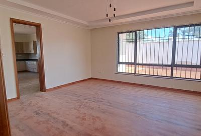 5 Bed Townhouse with En Suite in Lower Kabete