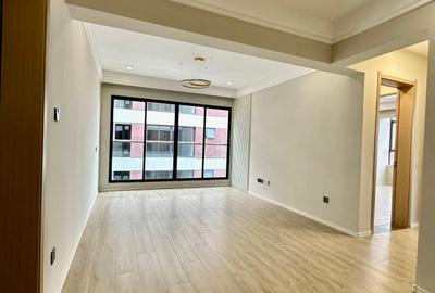 2 Bed Apartment with En Suite in Lavington - 4