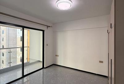 2 Bed Apartment with En Suite at Riverside - 3