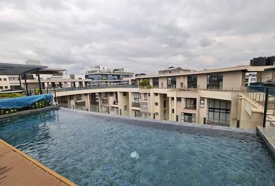 4 Bed Apartment with En Suite in Riverside