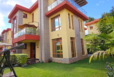 5 Bed Townhouse with En Suite at Convent Drive - 2