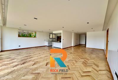 4 Bed Apartment with En Suite in Spring Valley - 4