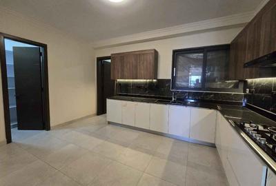 5 Bed Apartment with En Suite at Kileleshwa - 4