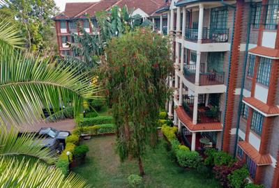 3 Bed Apartment with En Suite in Rhapta Road