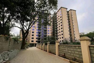 3 Bed Apartment with En Suite at Valley Arcade