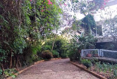 3 Bed Townhouse with Swimming Pool in Lavington