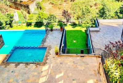 Serviced 3 Bed Apartment with En Suite in Spring Valley - 4