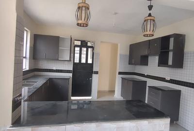 3 Bed House with En Suite in Kitengela