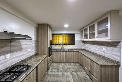 2 Bed Apartment with Borehole in Parklands