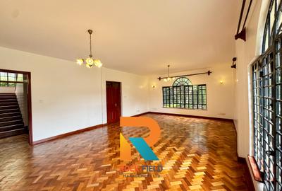 5 Bed Townhouse with En Suite in Kitisuru - 4