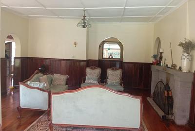 6 Bed House with En Suite at Near Muthaiga Golf Club Nairobi - 2