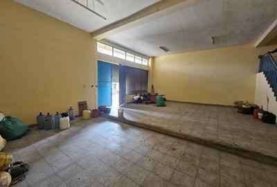 3,500 ft² Warehouse with Backup Generator in Industrial Area - 2