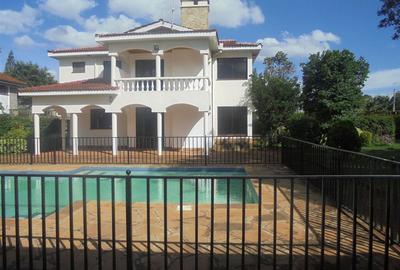 5 Bed House with En Suite at Off Mimosa Rd