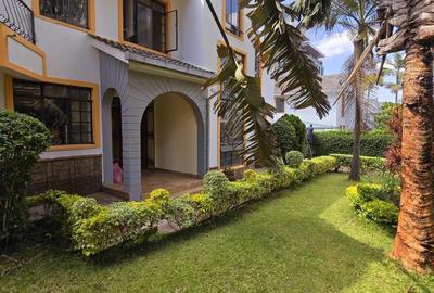 4 Bed Townhouse with En Suite at Lavington Green