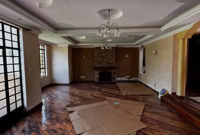 5 Bed Townhouse with En Suite in Karen