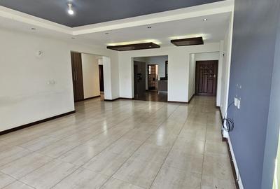 3 Bed Apartment with En Suite in Parklands