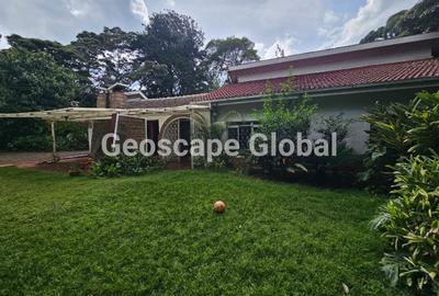 4 Bed House with En Suite in Gigiri