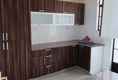 2 Bed Apartment with En Suite in Waiyaki Way