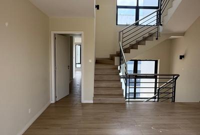 4 Bed Apartment with En Suite in Riverside - 2