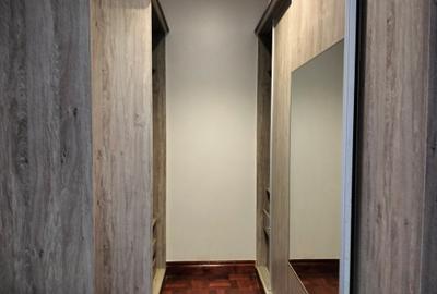 5 Bed Townhouse with En Suite in Karen