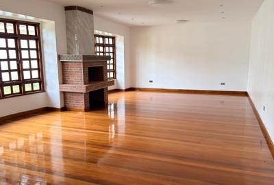 6 Bed House with En Suite in Thigiri - 3