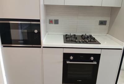 Serviced 3 Bed Apartment with En Suite in Riverside - 2