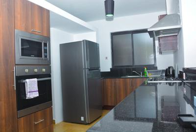 Serviced 3 Bed Apartment with En Suite in Kileleshwa