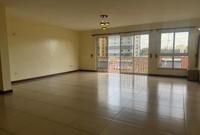 3 Bed Apartment with En Suite in Rhapta Road