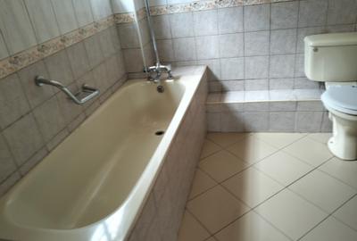 4 Bed Townhouse with En Suite in Lavington