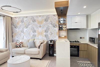 2 Bed Apartment with En Suite at Lavington - 4