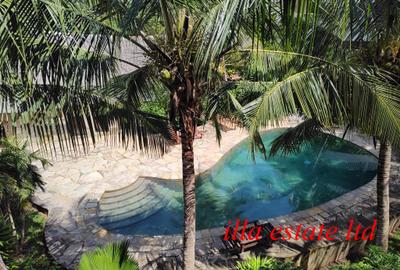 Serviced 2 Bed Apartment with En Suite at Diani Beach Road