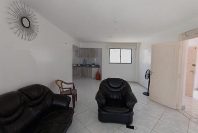 3 Bed Apartment with En Suite at 1St Avenue