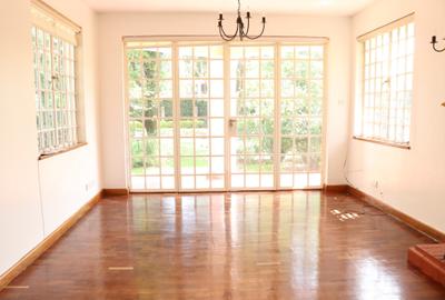 3 Bed House with En Suite in Runda