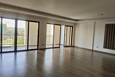 3 Bed Apartment with En Suite at Brookside