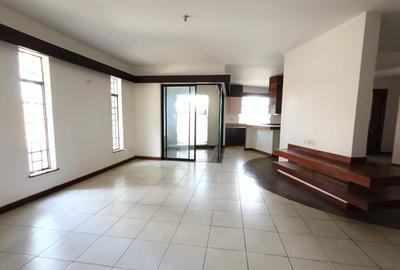 3 Bed Apartment with En Suite in Parklands - 2