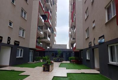 3 Bed Apartment with En Suite in General Mathenge