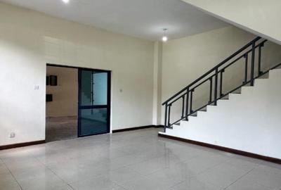 9,000 ft² Warehouse with Backup Generator in Mombasa Road - 3