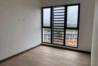 3 Bed Apartment with En Suite at Rosslyn