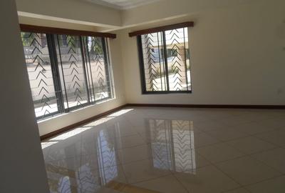 4 Bed Townhouse with En Suite at Nyali