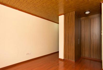 6 Bed House with En Suite at Ruaka Rd - 4