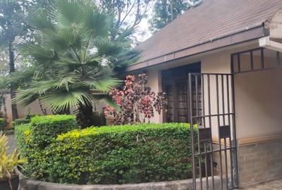 2 Bed House with En Suite at Banda Lane