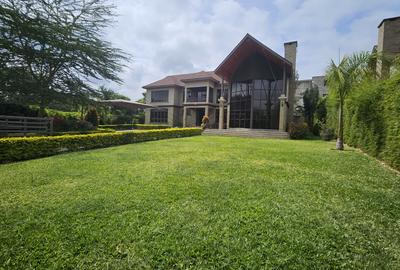 5 Bed Villa with En Suite in Runda - 2