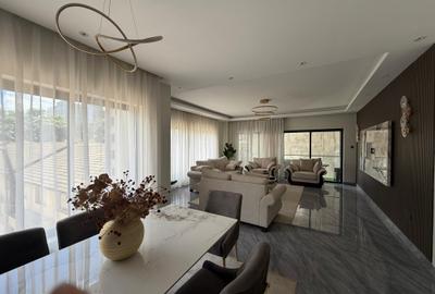 4 Bed Apartment with Swimming Pool in Parklands