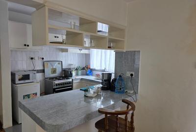 Serviced 1 Bed Apartment with En Suite at Raptah Road