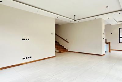 4 Bed Townhouse with En Suite in Loresho - 3