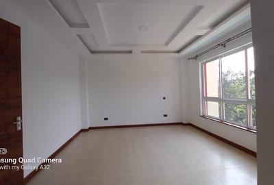 4 Bed Apartment with En Suite at General Mathenge