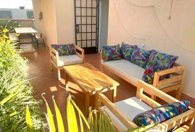 Serviced 2 Bed Apartment with En Suite in Westlands Area