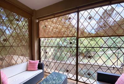 4 Bed House with En Suite at Westlands - 2