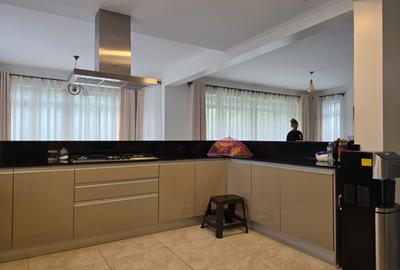 3 Bed House with En Suite in Kiambu Road